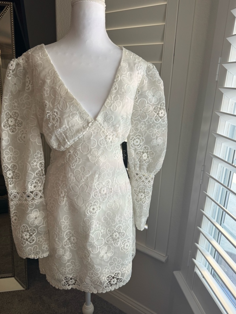 Lulu's Ivory Floral Lace Mini Dress with Puff Sleeves
